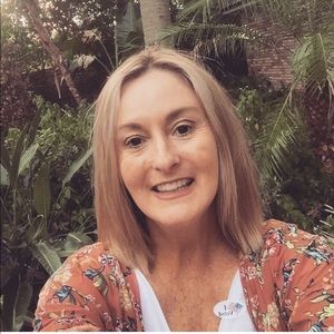 Meet your Posher, Debra